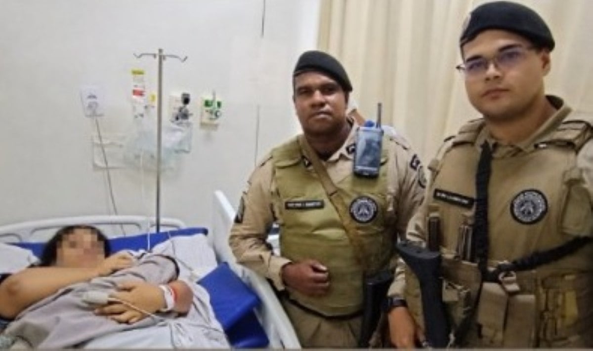 Militares prestam socorro a gestante em trabalho de parto em Salvador