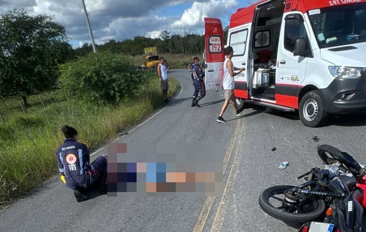 Motociclista morre e outro fica em estado gravíssimo após colisão na BA-412
