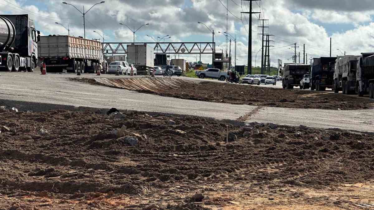 Pavimentação do acesso viário ao bairro Subaé