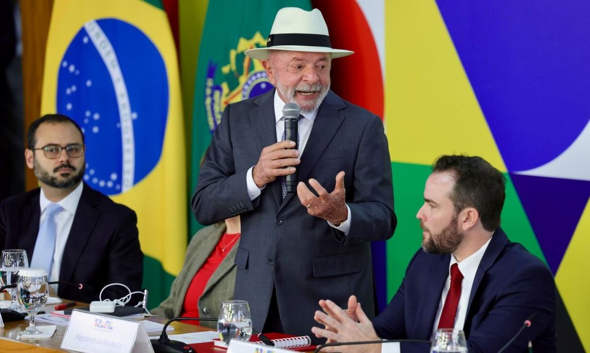 Novo Desenrola para renda de até R$ 8,1 mil é anunciado por Lula