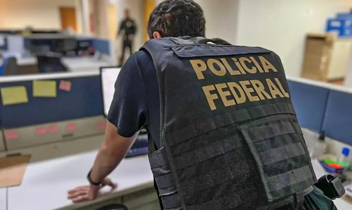 Deputado estadual é preso em operação que apura fraudes em obras da Educação