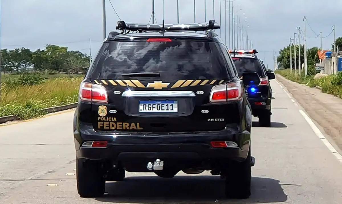 Polícia Federal apreende mais de uma tonelada de maconha em rodovia de SP
