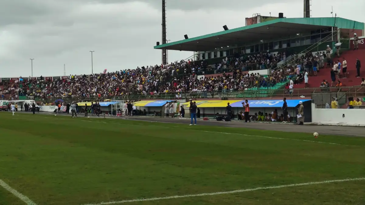 Fluminense e Feira FC
