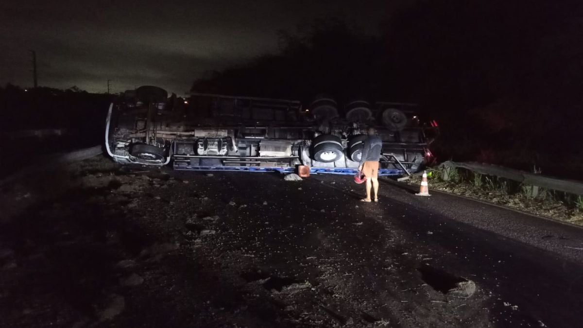 Acidente na BR-324 em Conceição do Jacuípe