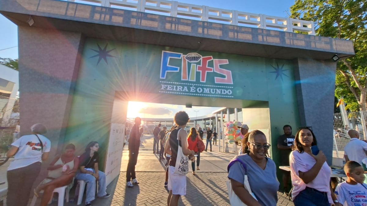 Confira os horários do transporte gratuito para o Flifs