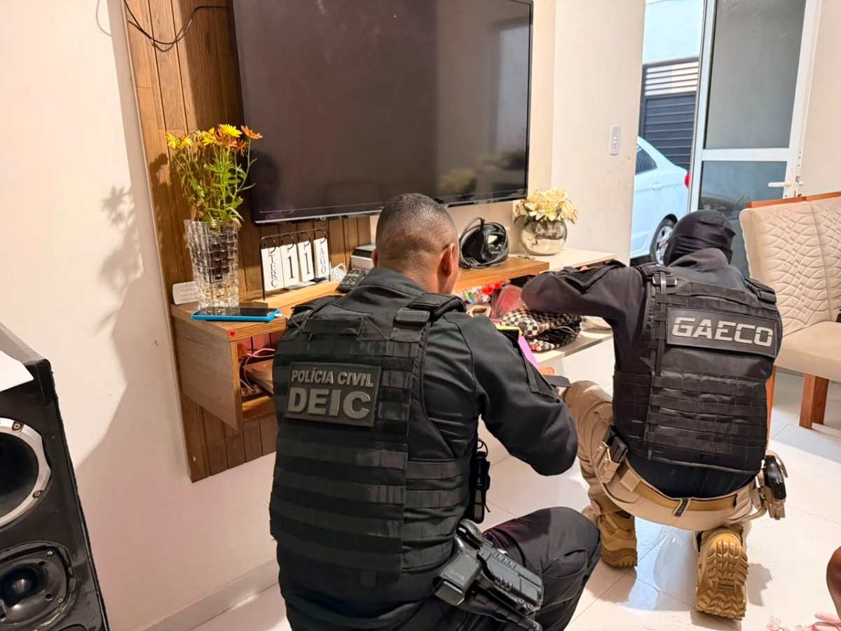 Operação Sísifo III é deflagrada contra esquema de ingresso clandestino de celulares em presídio de Feira de Santana