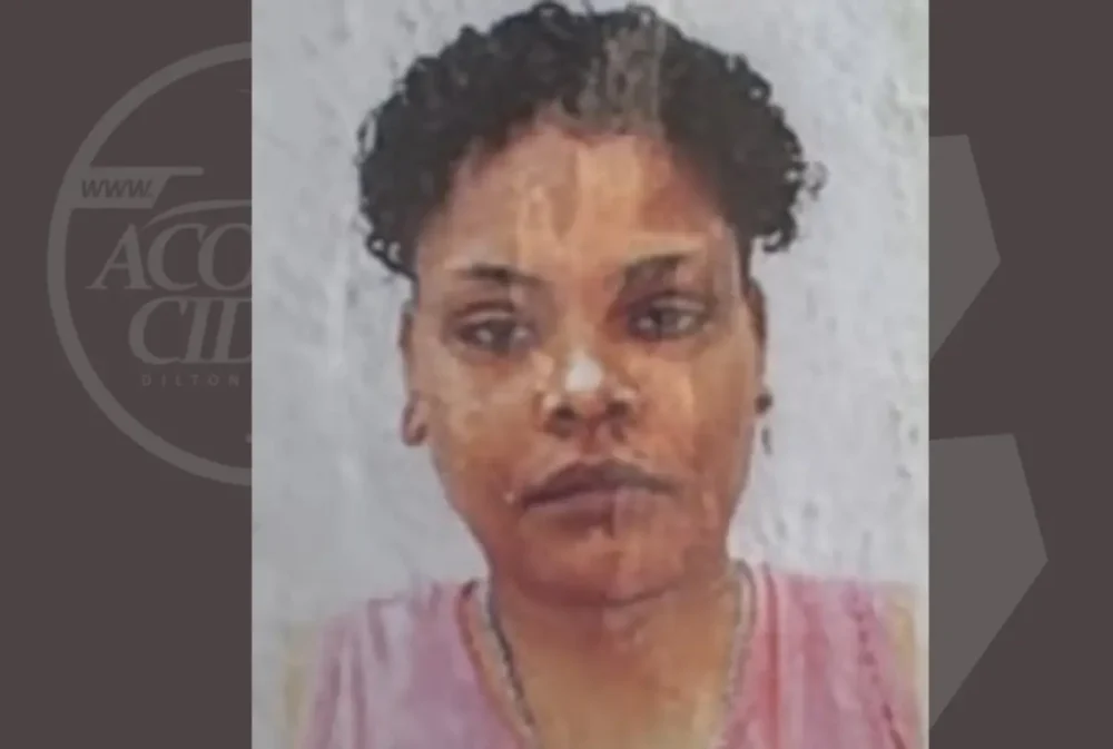 Mulher de 39 anos morre após passar mal em casa no centro de Feira de Santana Mulher de 39 anos morre após passar mal em casa no centro de Feira de Santana