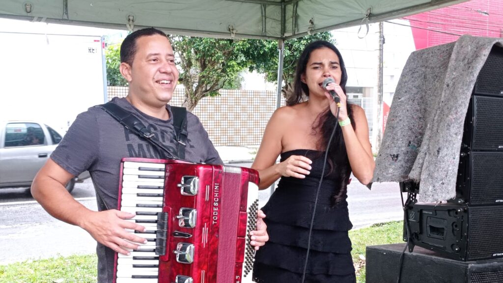 Rosana Dias e Danilo Santos |  Foto: Ed Santos/Acorda Cidade