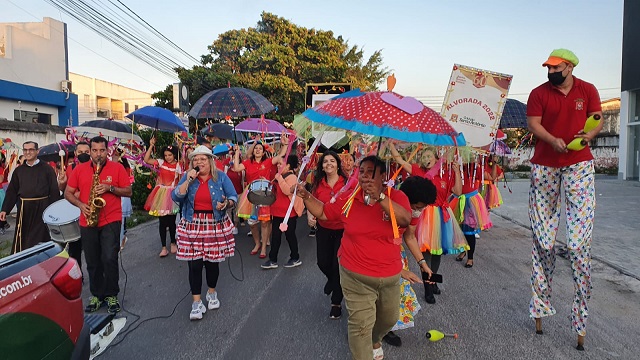 Alvorada marca os 60 anos do Colégio Santo Antônio e dia do patrono Alvorada marca os 60 anos do Colégio Santo Antônio e dia do patrono