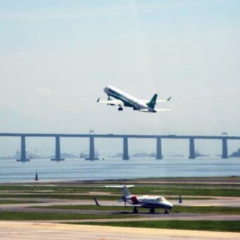 avião