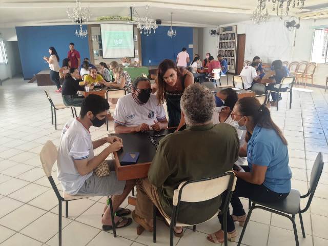 Centro de Apoio ao Deficiente Visual realiza campeonato de dominó em homenagem ao Dia do Estudante