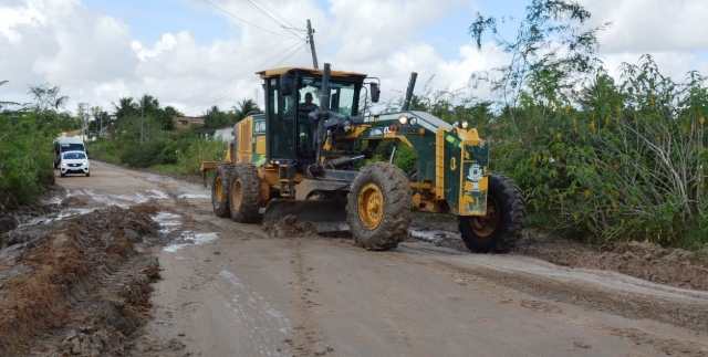 Patrolamento em estradas da zona rural de Feira