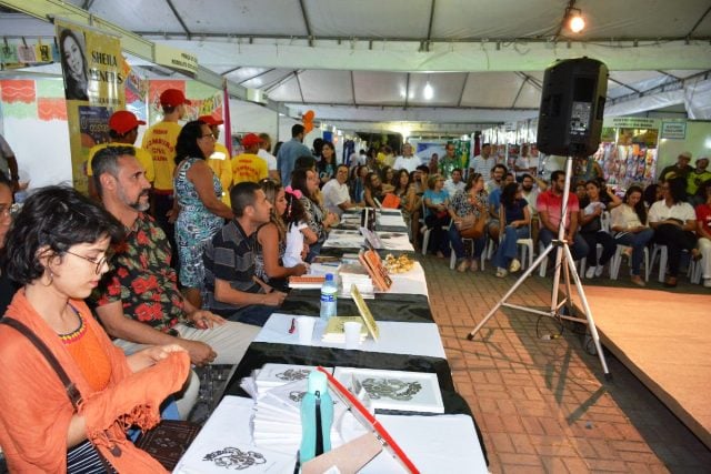 Feira do Livro / Festival Literário e Cultural de Feira de Santana (Flifs)