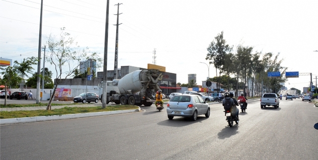 Avenida Noide Cerqueira f