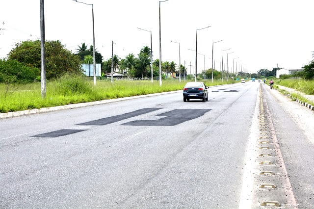 Avenida Nóide Cerqueira_Tapa Buracos