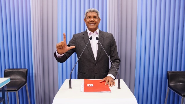 Jerônimo no debate da Rede Bahia