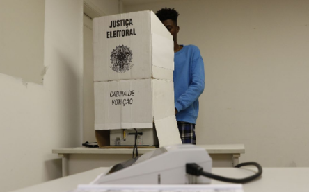 cabina de votação cabina de votação