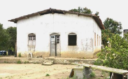Casa onde jovem assassinado na Pedra Ferrada dormia