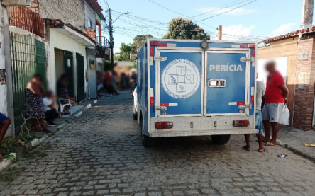 Casal é morto a tiros no Conjunto Feira V