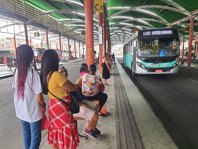 transporte coletivo, terminal central, ônibus