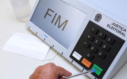 TSE - Tribunal Superior Eleitoral Urna eletrônica