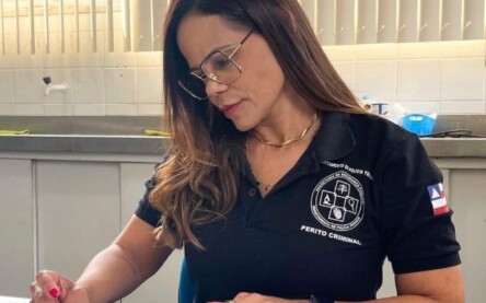 CSI baiana: conheça o dia a dia da perita criminal do DPT de Feira de Santana