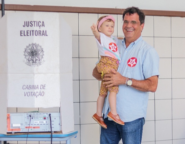 Deputado Ângelo Almeida