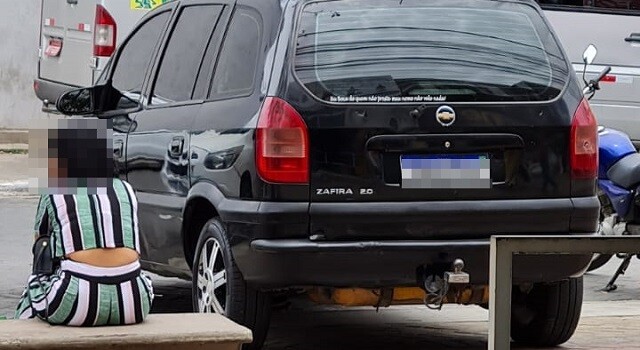Estacionamento irregular
