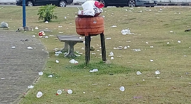 Lixo na Lagoa