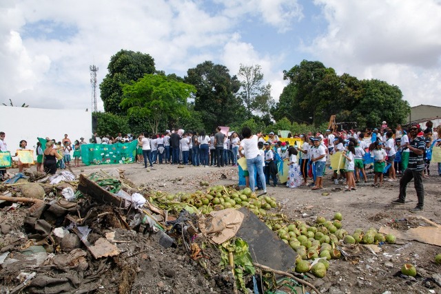 2ª Caminhada contra o Lixo no bairro Irmã Dulce