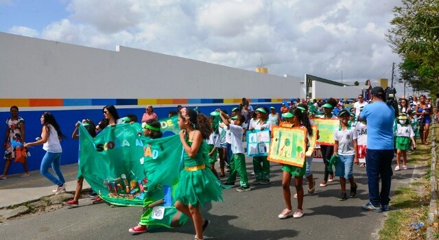 2ª Caminhada contra o Lixo no bairro Irmã Dulce