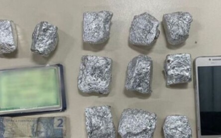 Apreensão de drogas no Limoeiro