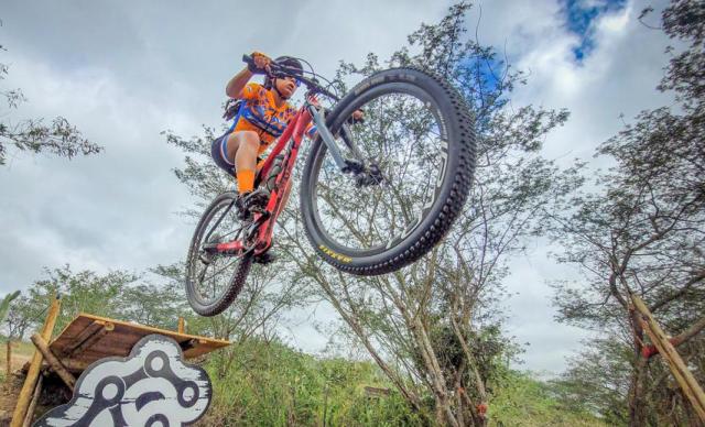 Anna Vitória Vieira vice-campeã brasileira de Ciclismo Cross Country