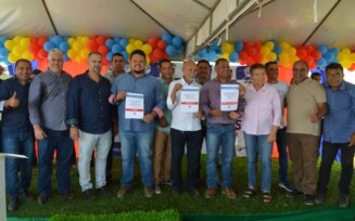 Ordem de serviço para requalificação de estádios