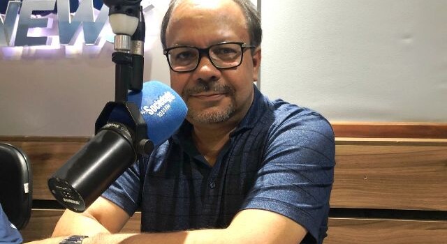 Comentarista César Oliveira