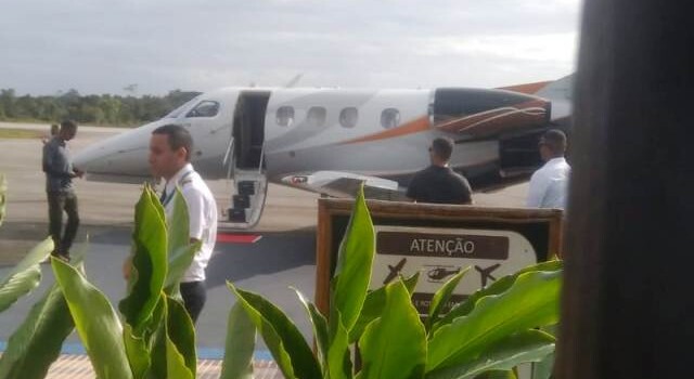 Lula descansa em Porto seguro com a esposa
