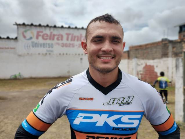 Atleta de bicicross