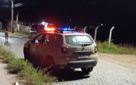polícia militar no bairro asa branca