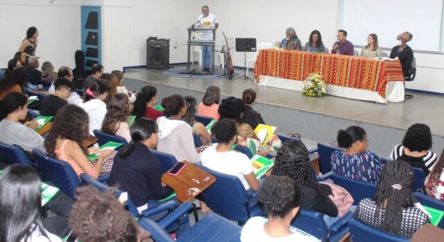 Programação Novembro Negro na Uefs