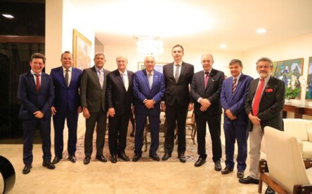 Jerônimo se reúne com Alckmin e presidente do Senado em Brasília