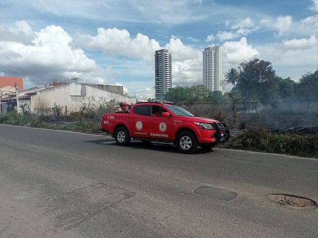 Incêndio no bairro Santa Mônica