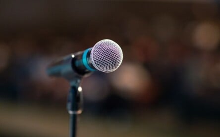 microfone _falar em público mestre de cerimônia apresentador foto pixabay