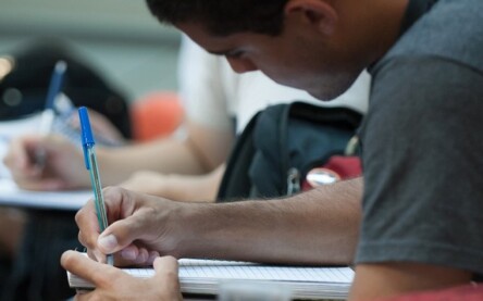 Cerca de 80% dos inscritos no Concurso Unificado têm de 20 a 44 anos