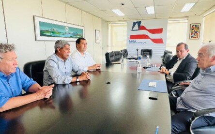 Jerônimo reúne equipe de transição e discute proposta de reforma administrativa