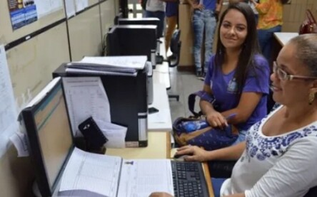 Renovação de matrícula na rede estadual de ensino começa na segunda-feira