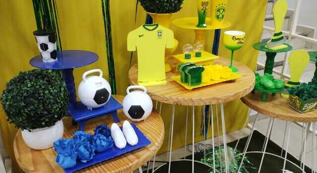 Venda de produtos para Copa do Mundo movimenta o comércio de Feira de Santana