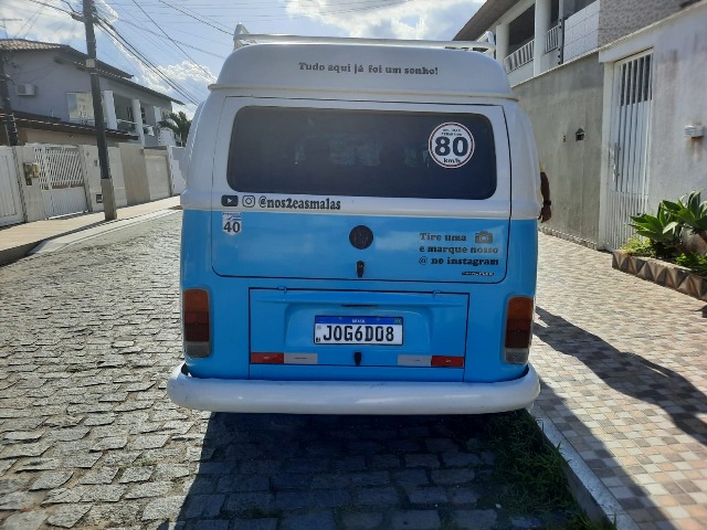 Casal retorna à Feira após conhecer 6 estados brasileiros e 4 países em uma Kombi (Foto: Ney Silva/Acorda Cidade)