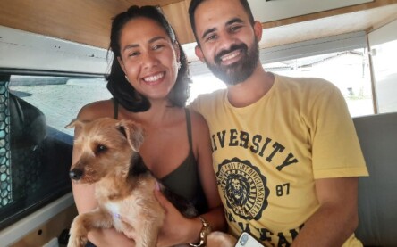 Casal retorna à Feira após conhecer 6 estados brasileiros e 4 paÃses em uma Kombi (Foto: Ney Silva/Acorda Cidade) Casal retorna à Feira após conhecer 6 estados brasileiros e 4 paÃses em uma Kombi (Foto: Ney Silva/Acorda Cidade)