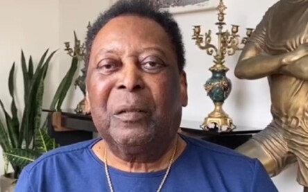 Pelé saúde doente