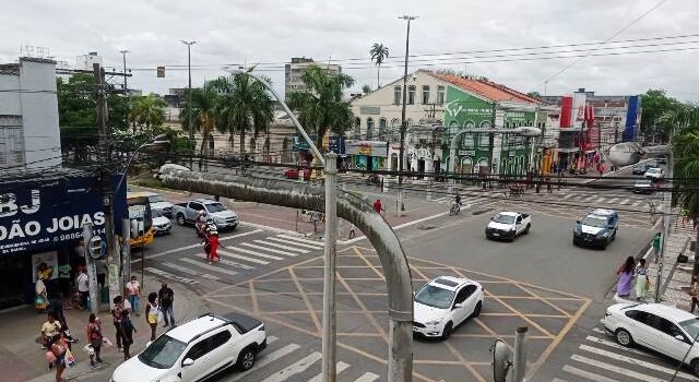 Comércio de Feira de Santana (Foto: Ed Santos/Acorda Cidade)